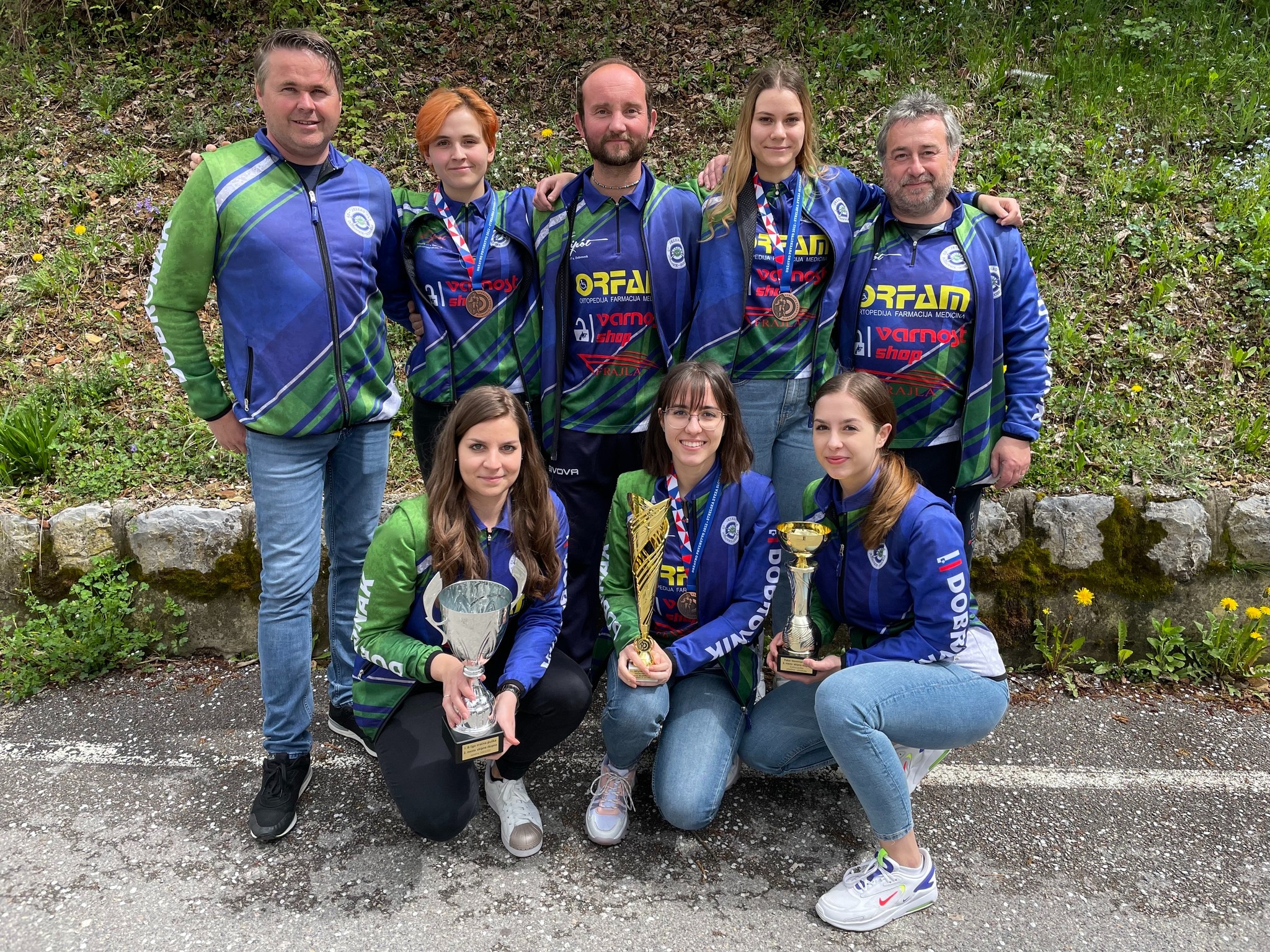 Ekipa z medaljami